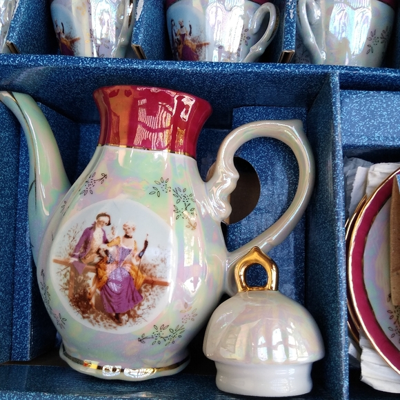 Coffee Set - Picture 3 of 6